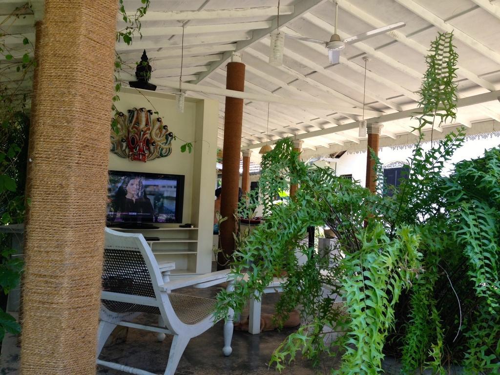 Fire Dragon Hideaway Hotel Negombo Kültér fotó